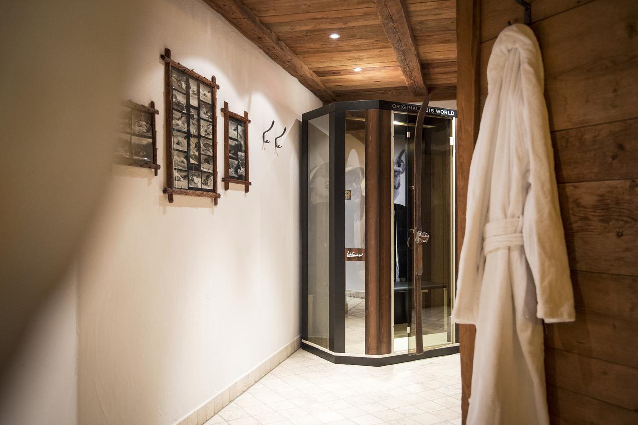 Hotel Charmehotel Uhrerhof - Deur St. Ulrich in Gröden