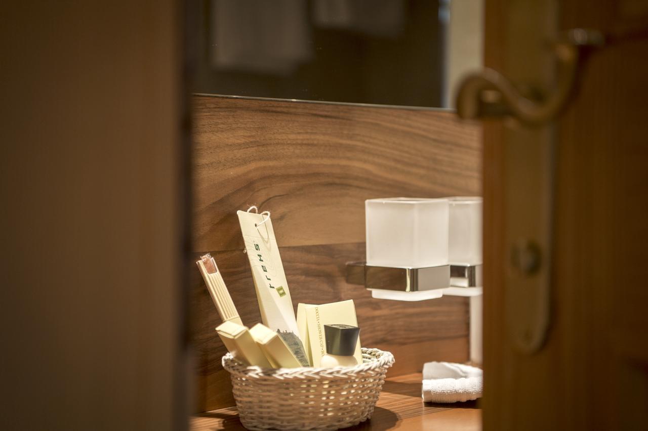 Hotel Charmehotel Uhrerhof - Deur St. Ulrich in Gröden